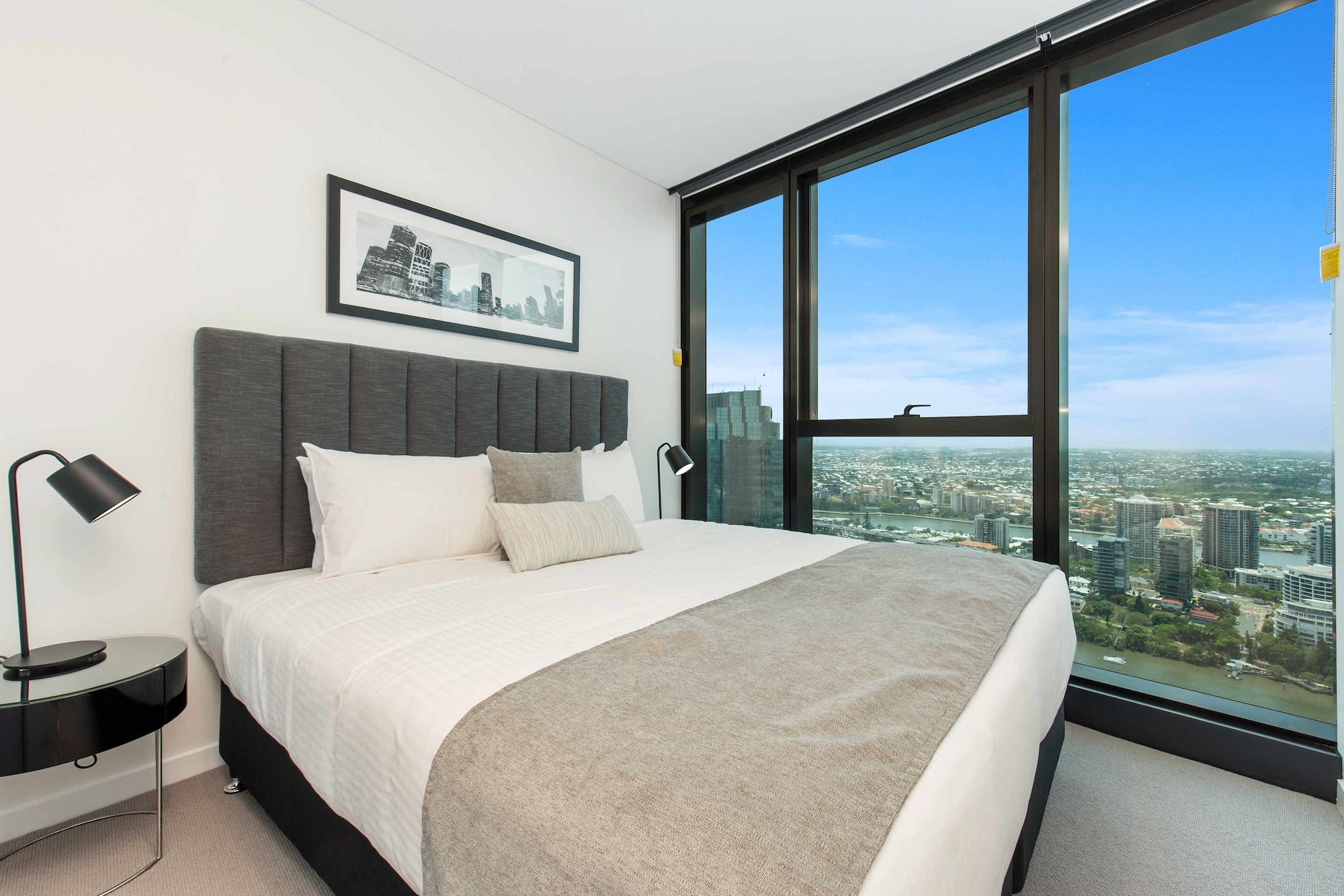 1 Bedroom, Sky High, Apartment, King Bed