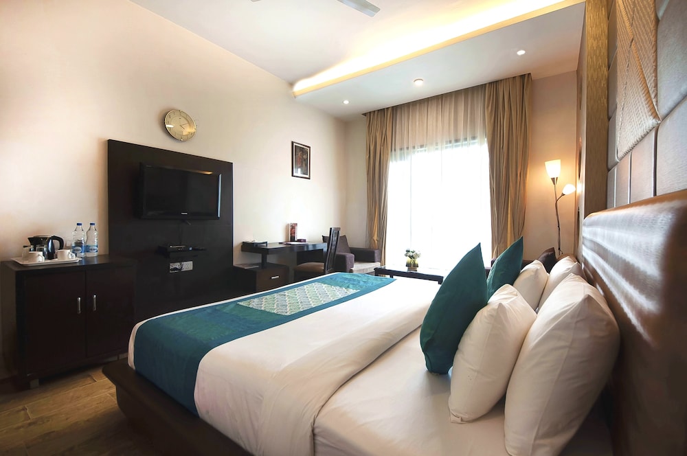 Hotel Golf View Suites 15/49