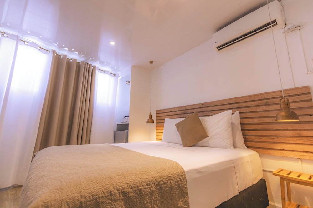 Ataraxy Hotel Boutique 14/50