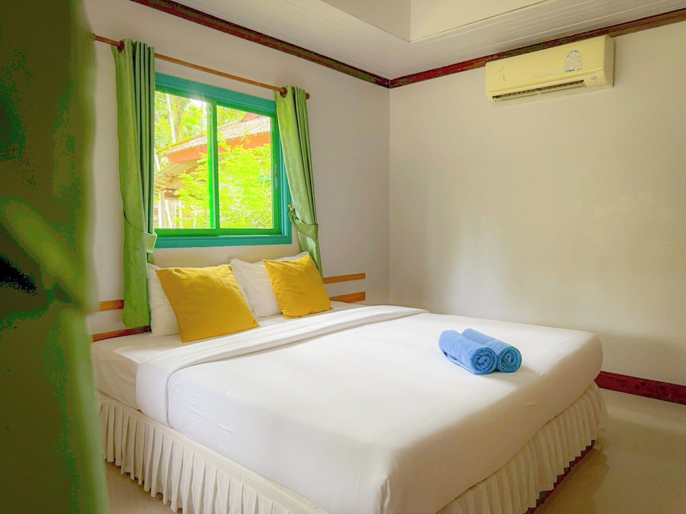 Ko Kut Ao Phrao Beach Resort 13/50