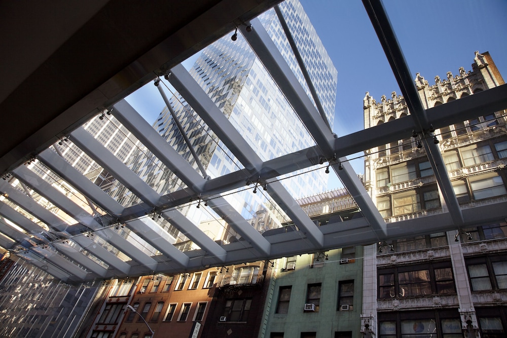 Hilton Garden Inn New York Times Square North in NEW YORK - NY