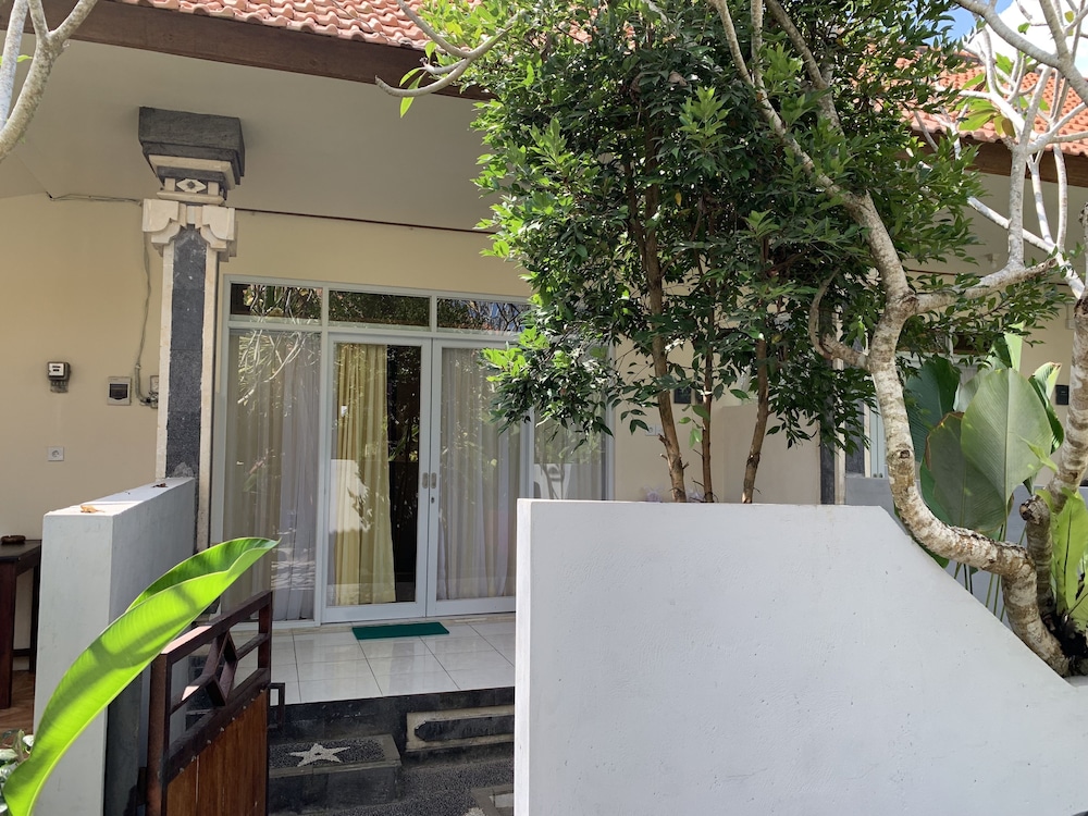Pandawa Beach Home Stay 5/50