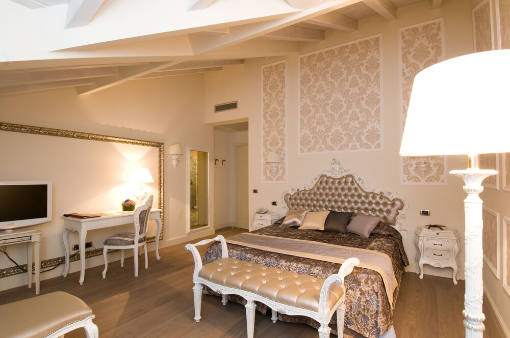 Hotel Villa Del Sogno 21/77