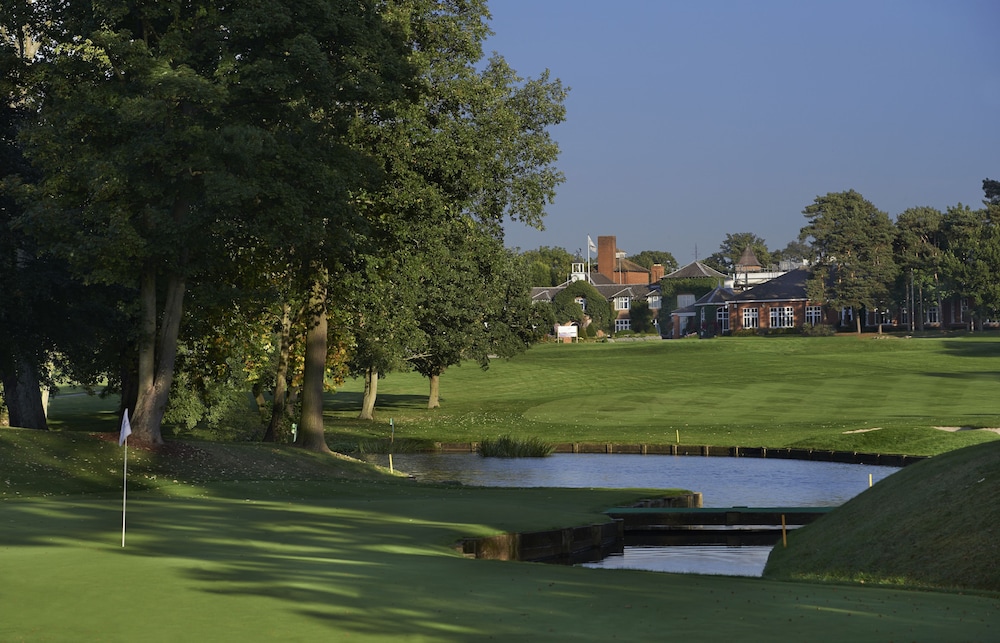 The Belfry Hotel & Resort 84/89