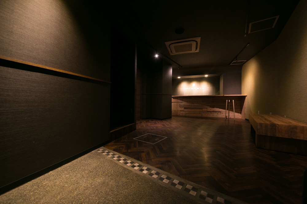 Hotel 910 30/33