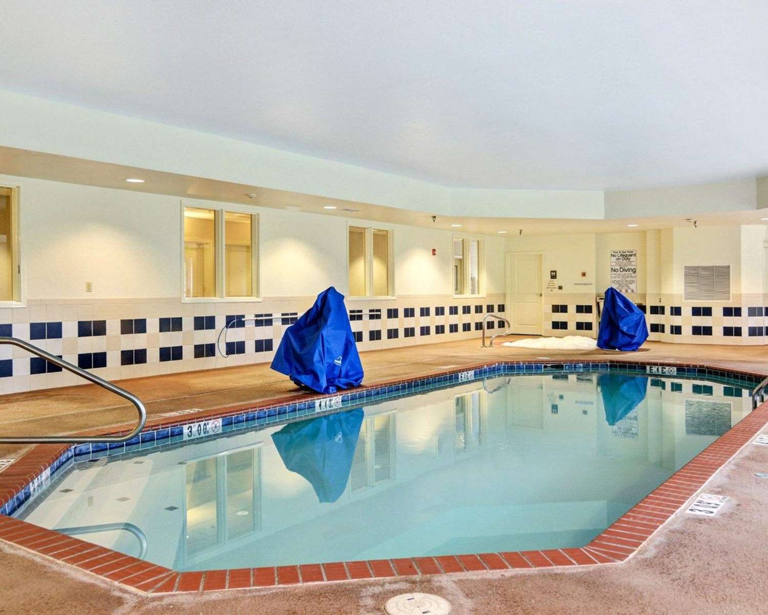 Comfort Suites Hot Springs 26/49