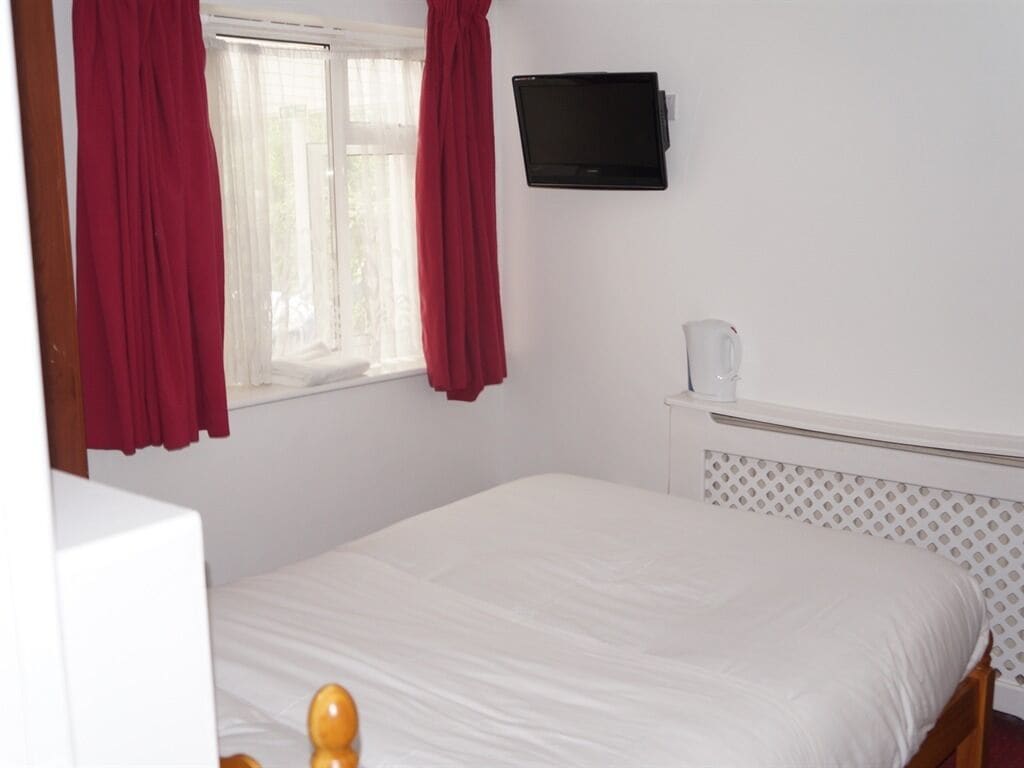 Room, Double Bed