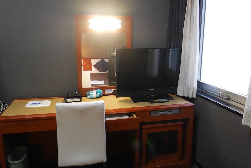 Hotel Livemax BUDGET Yokohama Tsurumi 46/50