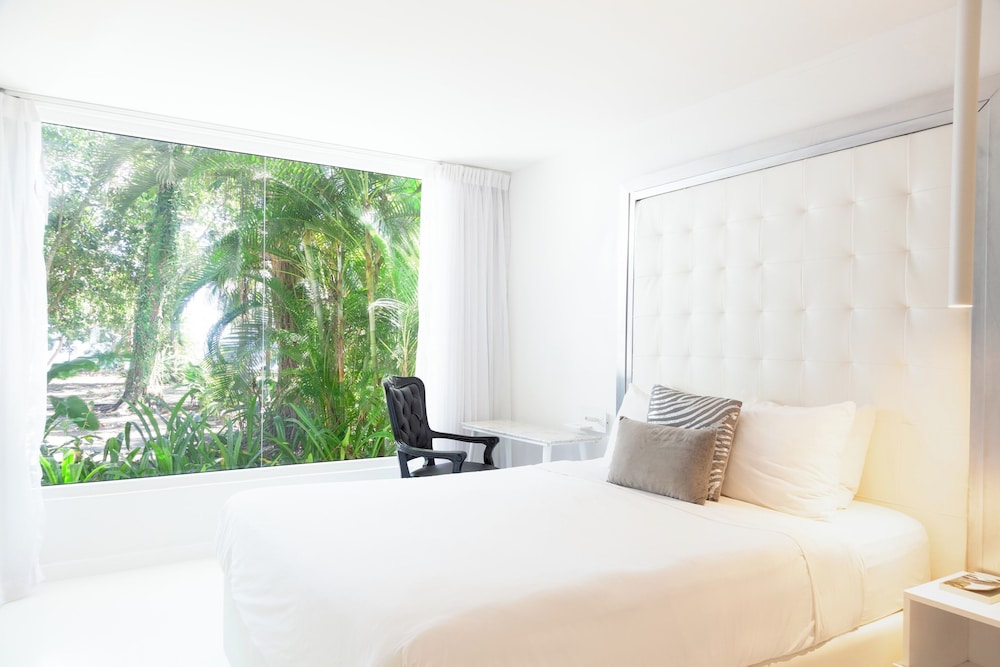 Suite, 2 Queen Beds, Ocean Front