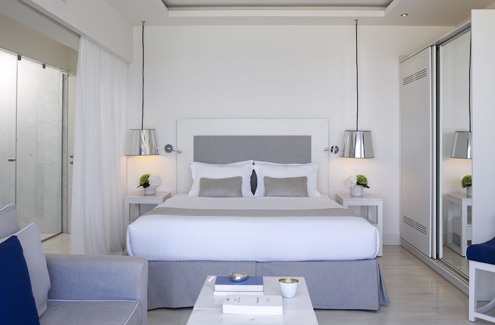 Room at Knossos Beach Bungalows Suites Resort & Spa, HERSONISSOS