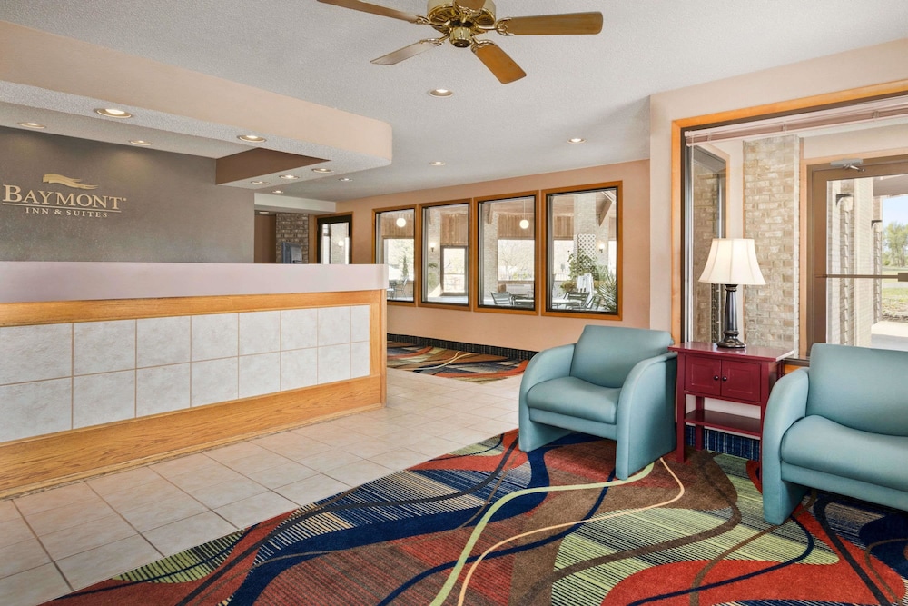 Baymont By Wyndham Logan 5/28