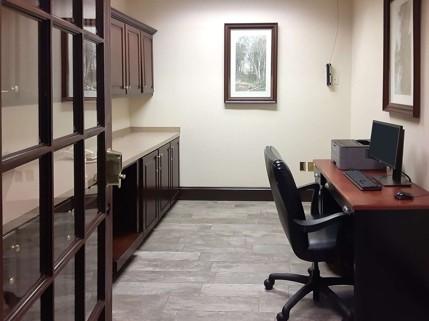 Quality Inn Morganton Southeast 25/34