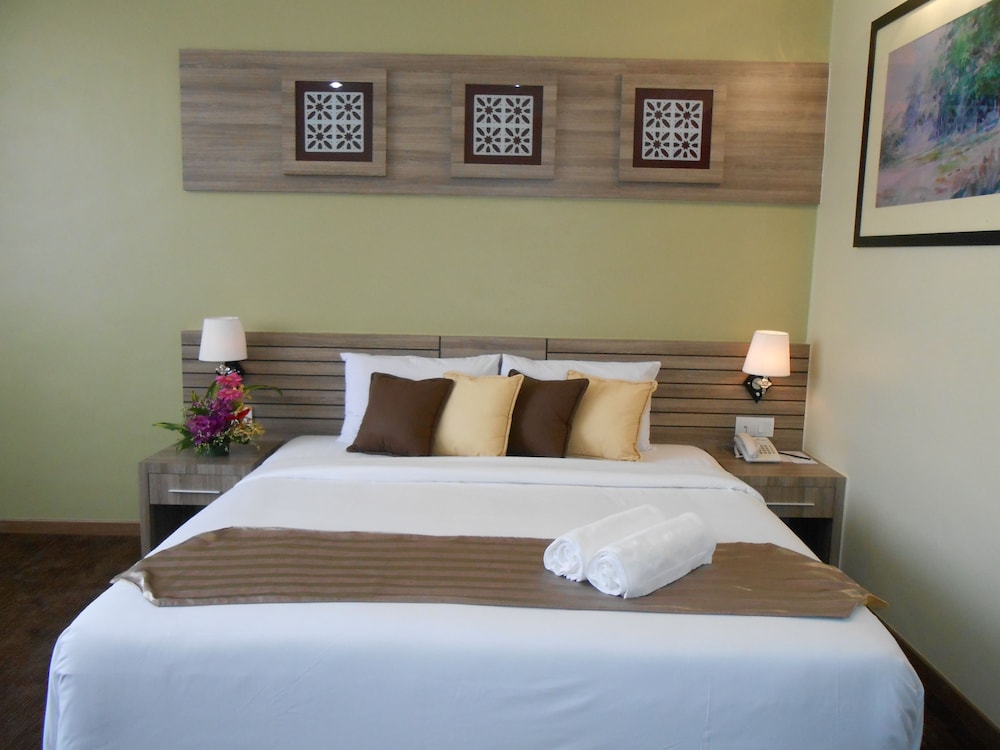 Hig Hotel 29/73