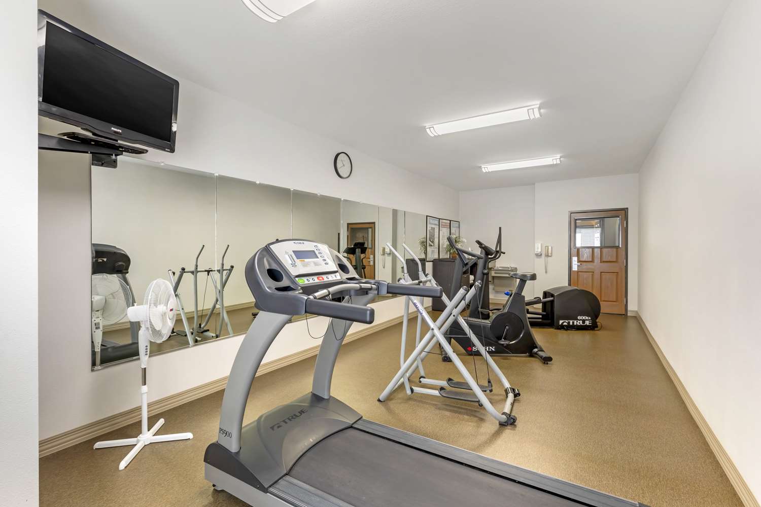 Best Western Fort Worth Inn and Suites 4/11