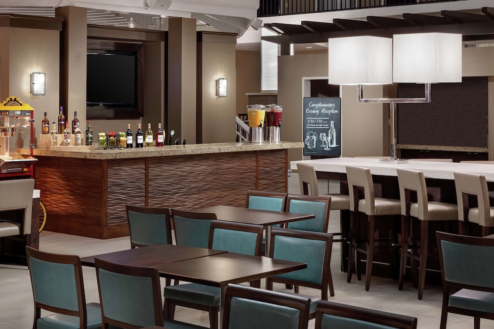 Embassy Suites by Hilton Orlando Lake Buena Vista Resort 73/100