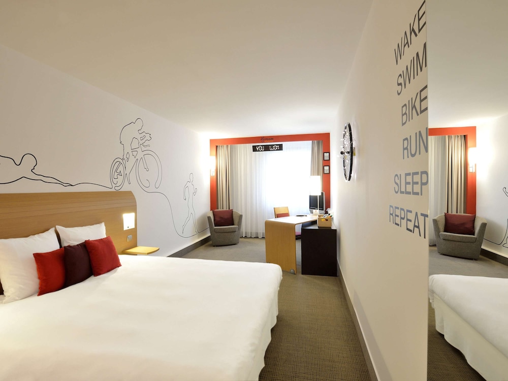 Novotel Budapest City and Budapest Congress Center 12/70