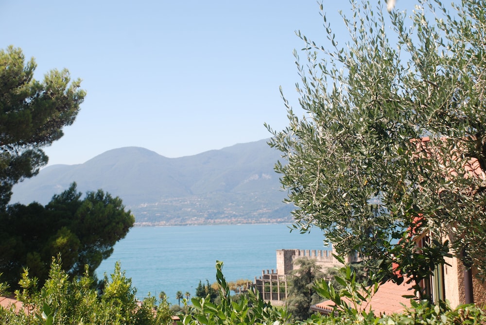 Residence Ca del Lago 44/50