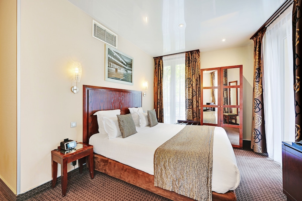 Grand Hotel Francais 34/71