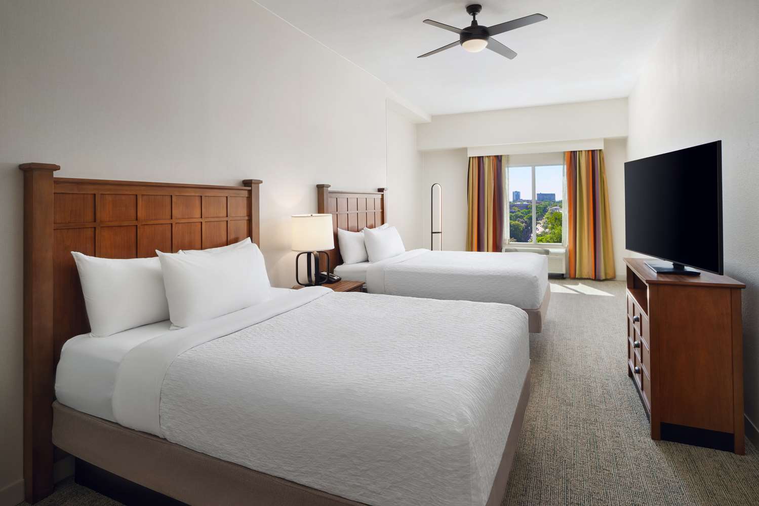 1 BEDROOM, SUITE, 2 QUEEN BEDS