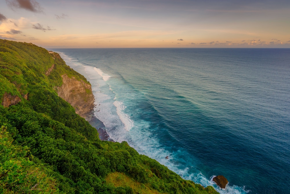The Edge Bali 45/50