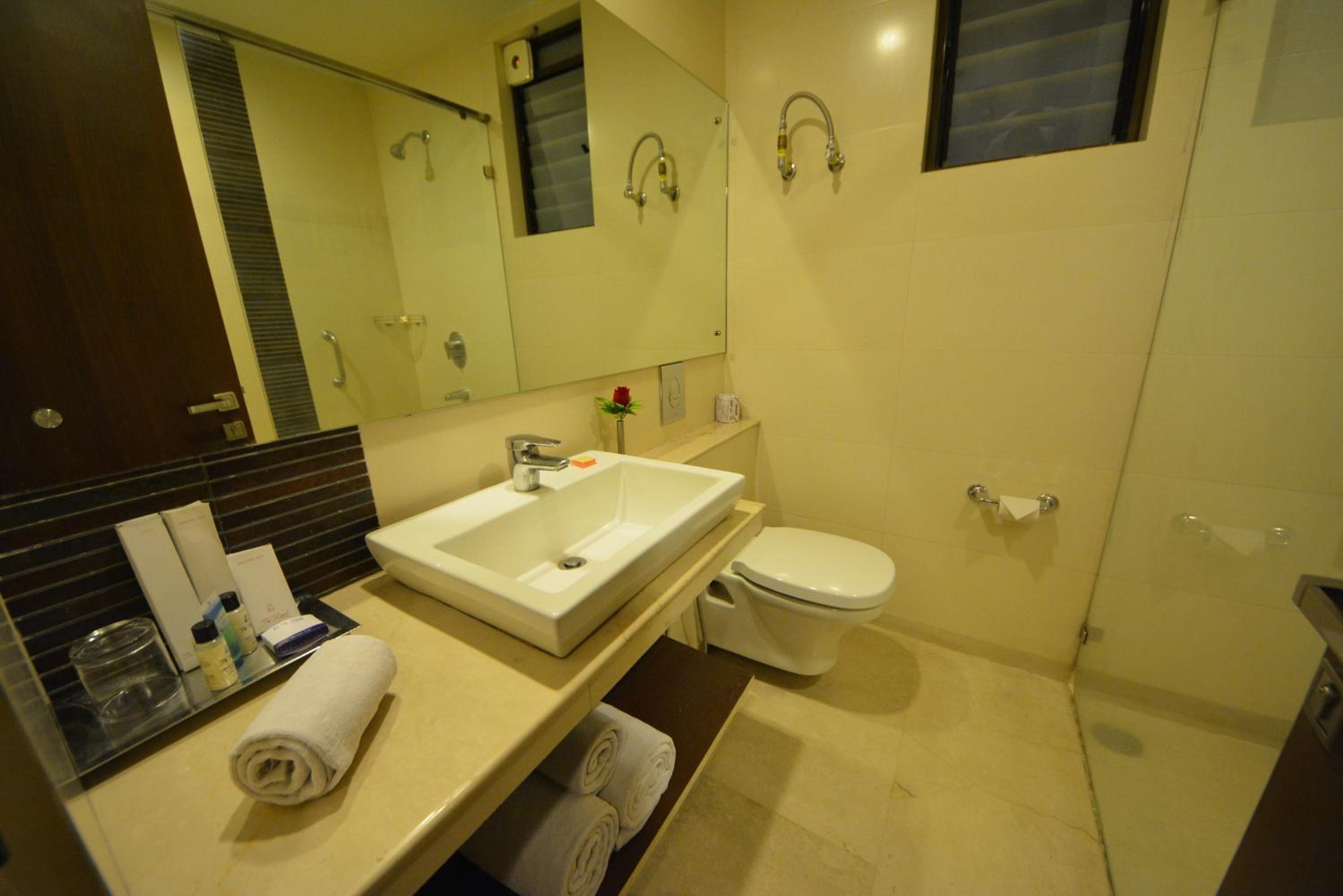 Hotel Legend Inn, Nagpur 48/53