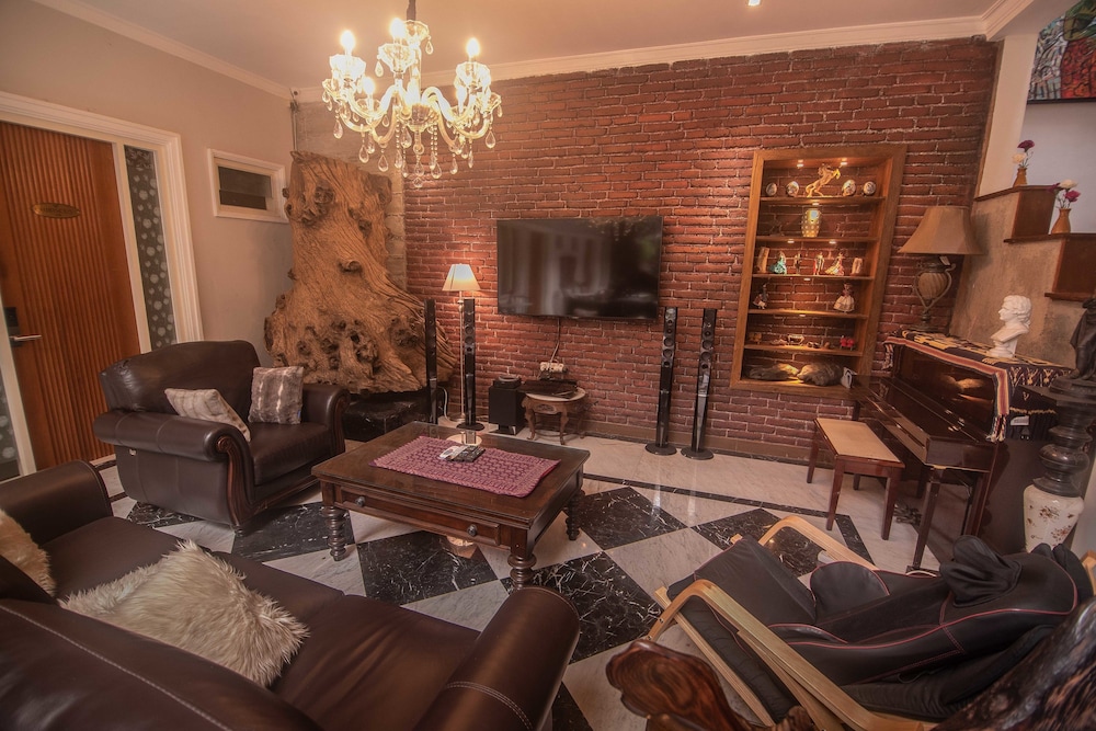 Boutique B21 Malang, Azana Hotels Collection 46/65