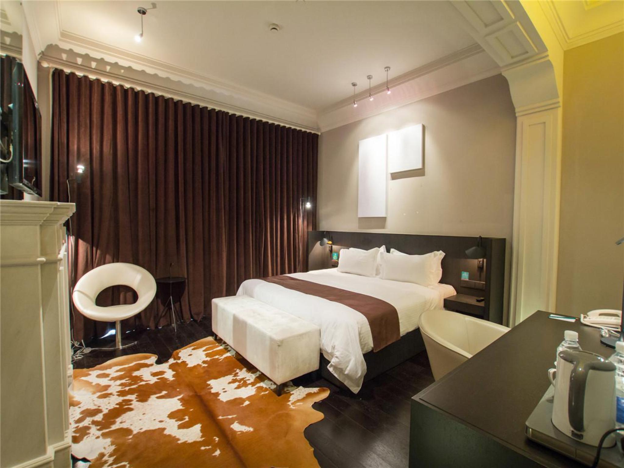 Jinjiang Inn Select (Shanghai Nanjing Road Pedestrian Street) 29/29