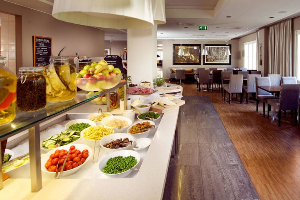 Home Hotel Tapto 54/58