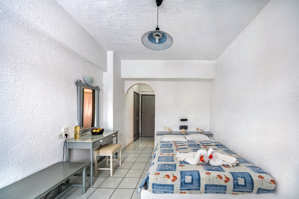 Iro Hotel Hersonissos 55/67