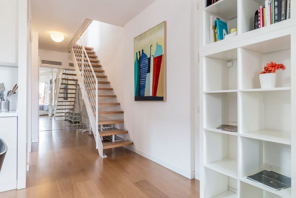 Carmini Canal View and Balcony with Lift 8/22