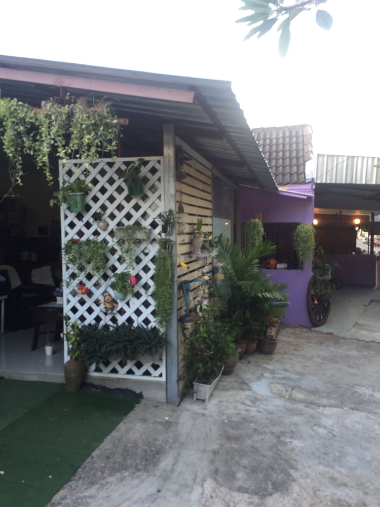 Nan Inn Bungalow 38/50