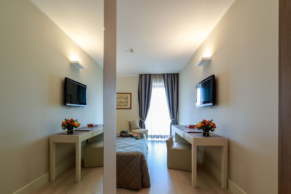 Hotel Mirasole International 53/66