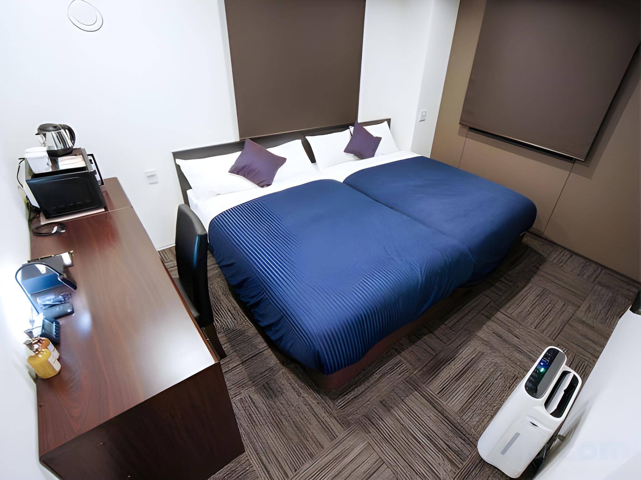 Semi Room, 2 Semi Double Beds