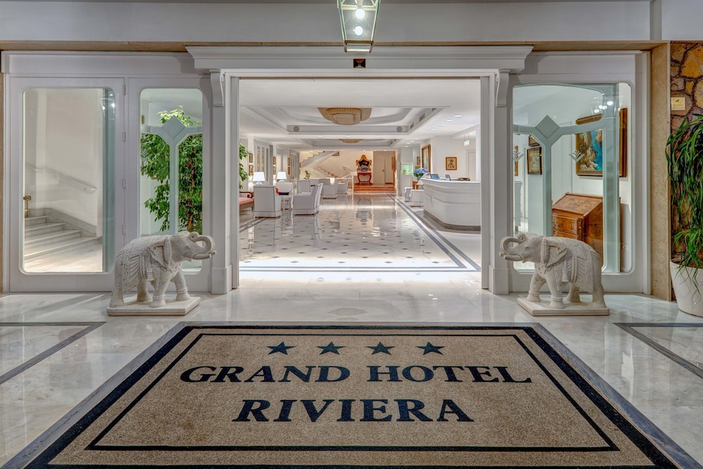 Grand Hotel Riviera 4/50