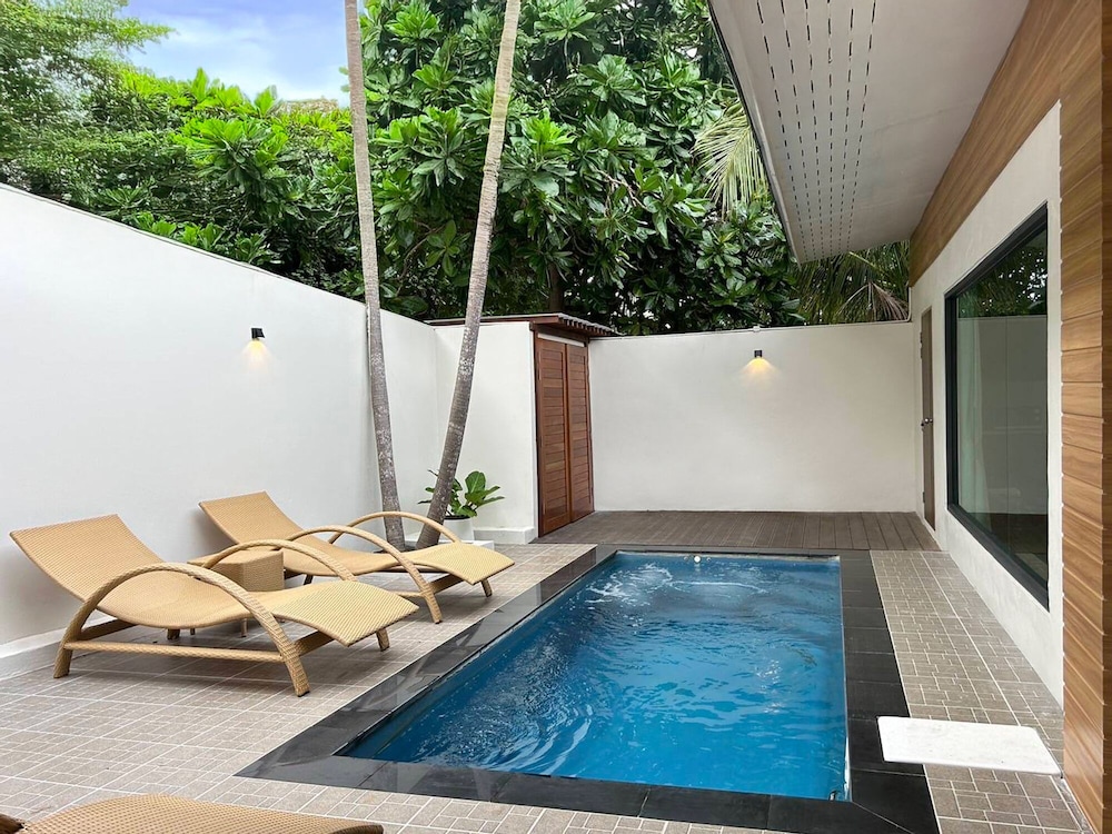 Phi Phi Holiday Resort 48/80