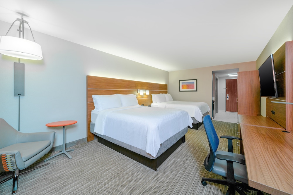 Holiday Inn Express Hotel & Suites Tappahannock 14/44