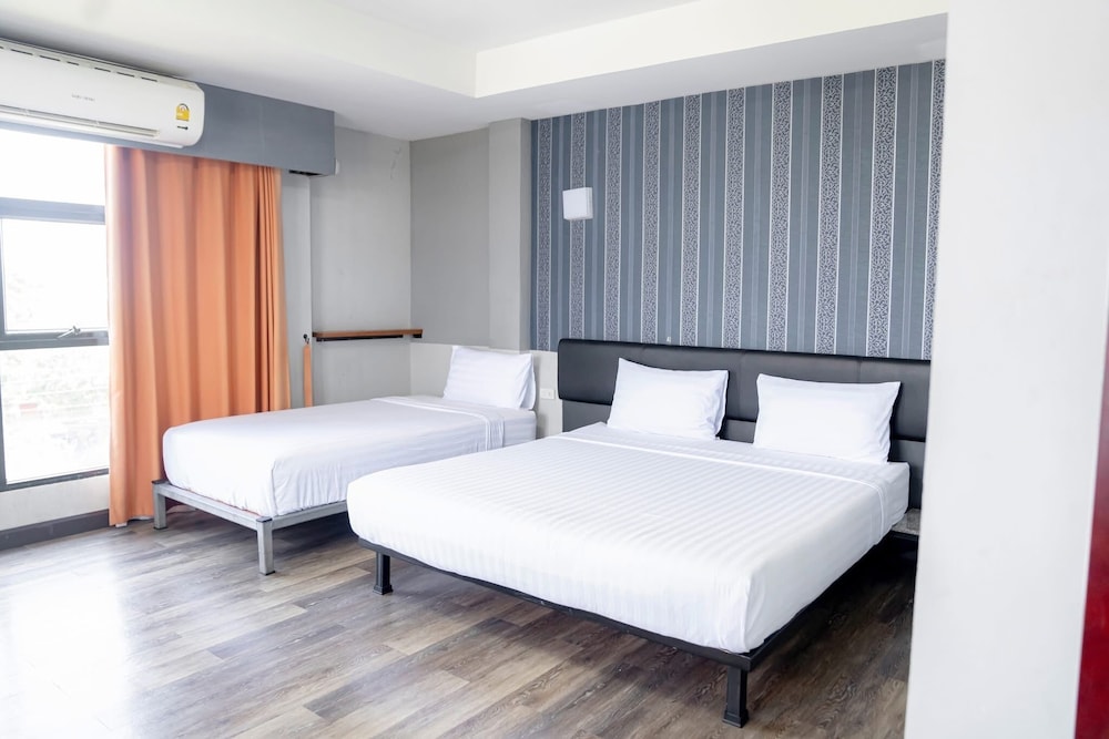 Iron Resort&Hotel 16/49