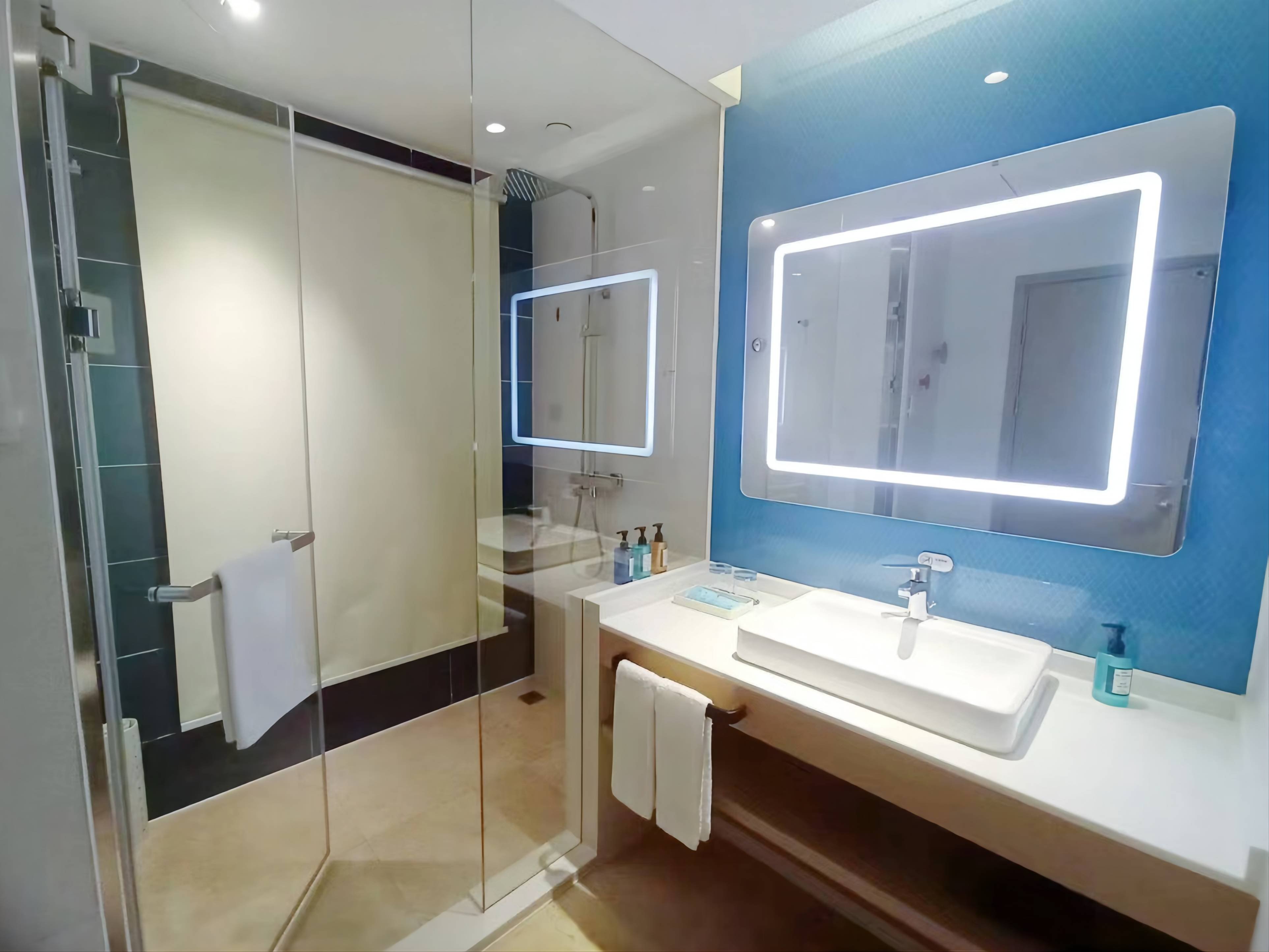 Holiday Inn Express Ulanqab Jining 18/18