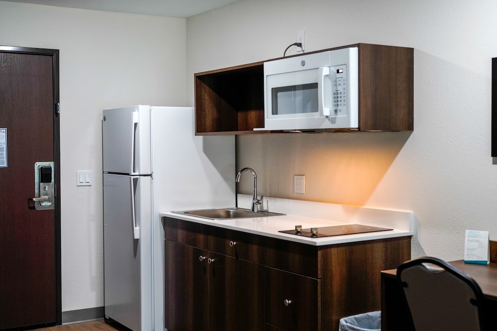 WoodSpring Suites Hudson Port Richey 30/33