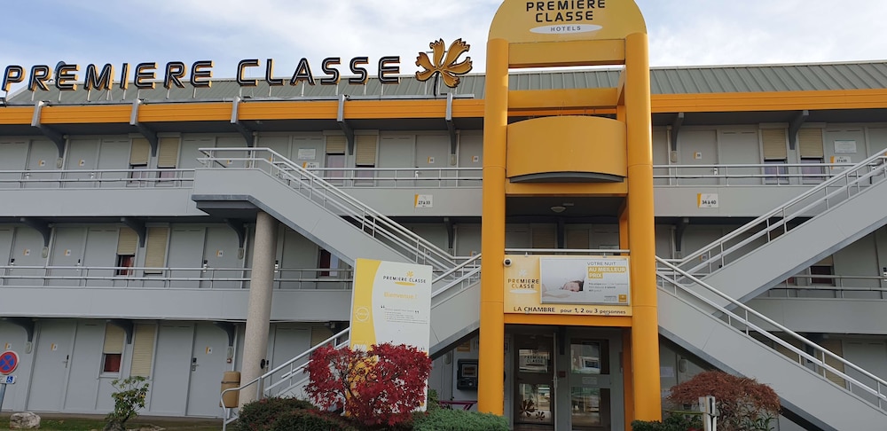 Premiere Classe Besancon - Ecole Valentin 2/50