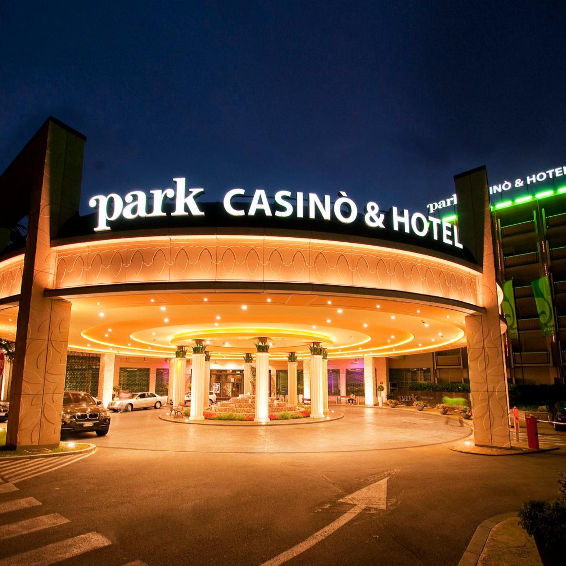 Park Casino and Hotel 2/51