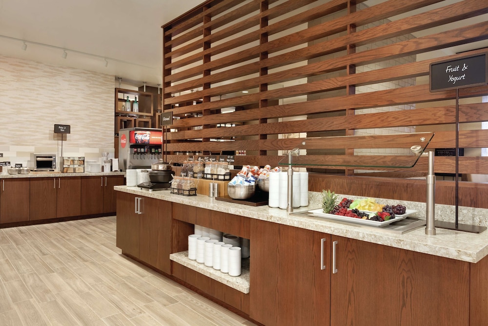 Embassy Suites By Hilton South Jordan Salt Lake City 46/58