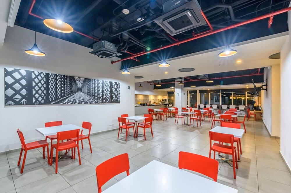 City Express Junior by Marriott Bogota Aeropuerto 44/60
