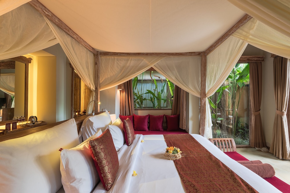 The Udaya Resort Spa 36/74
