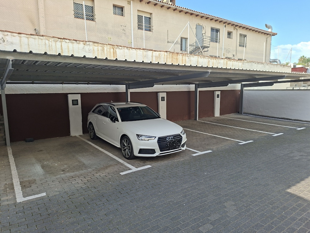 Hotel 139 55/63