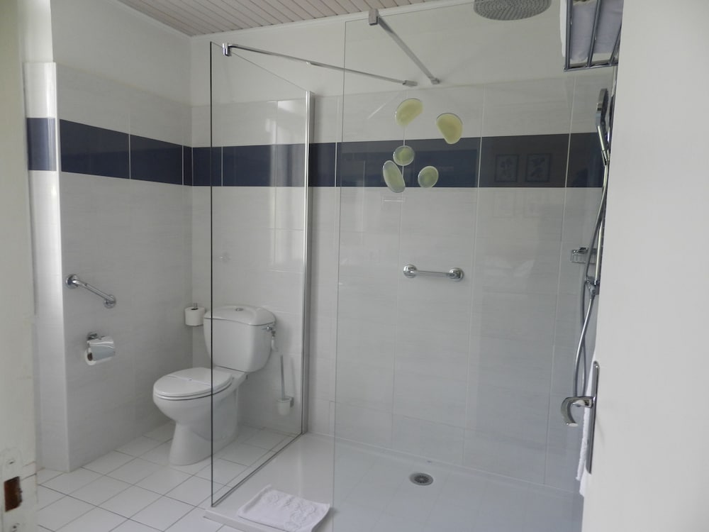 Grand Hotel Moriaz 32/33
