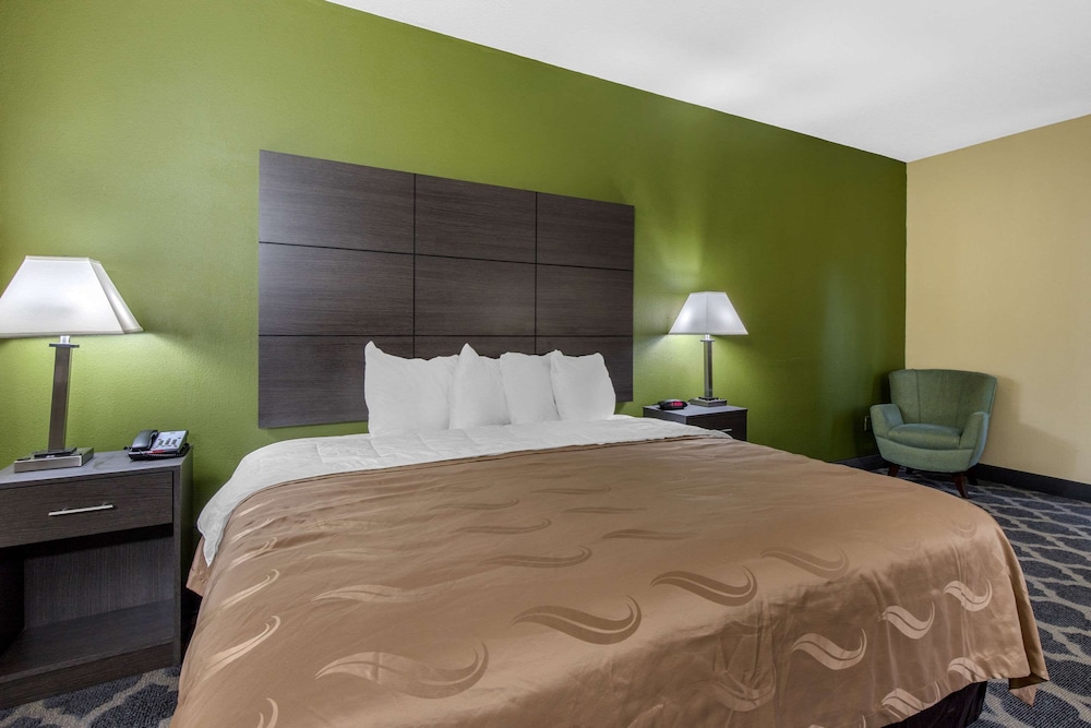 Quality Inn Kingstree, SC 17/38