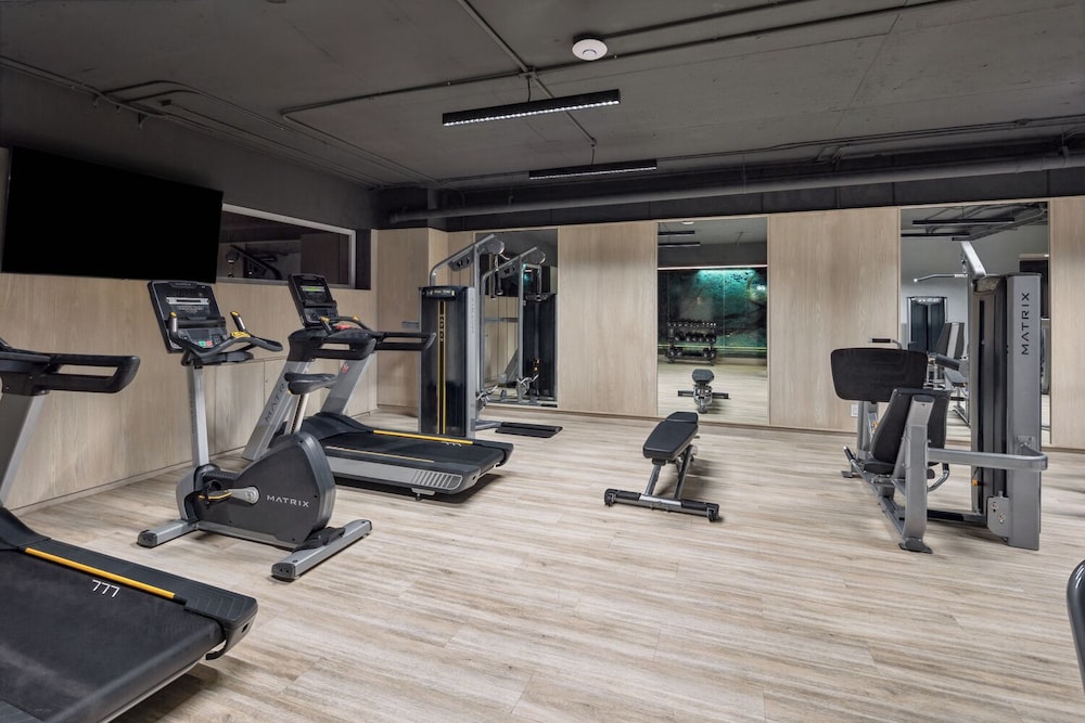 Dominion Polanco Ex Dominion Corporate Suites 18/50