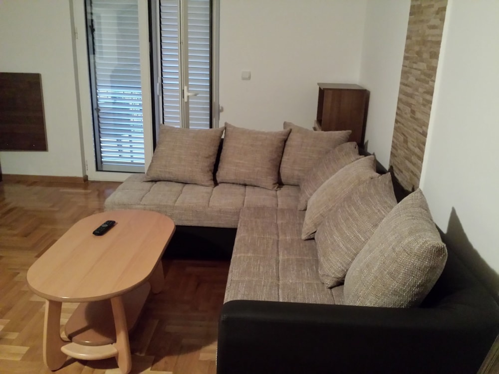 Apartments Lazarevic 33/50