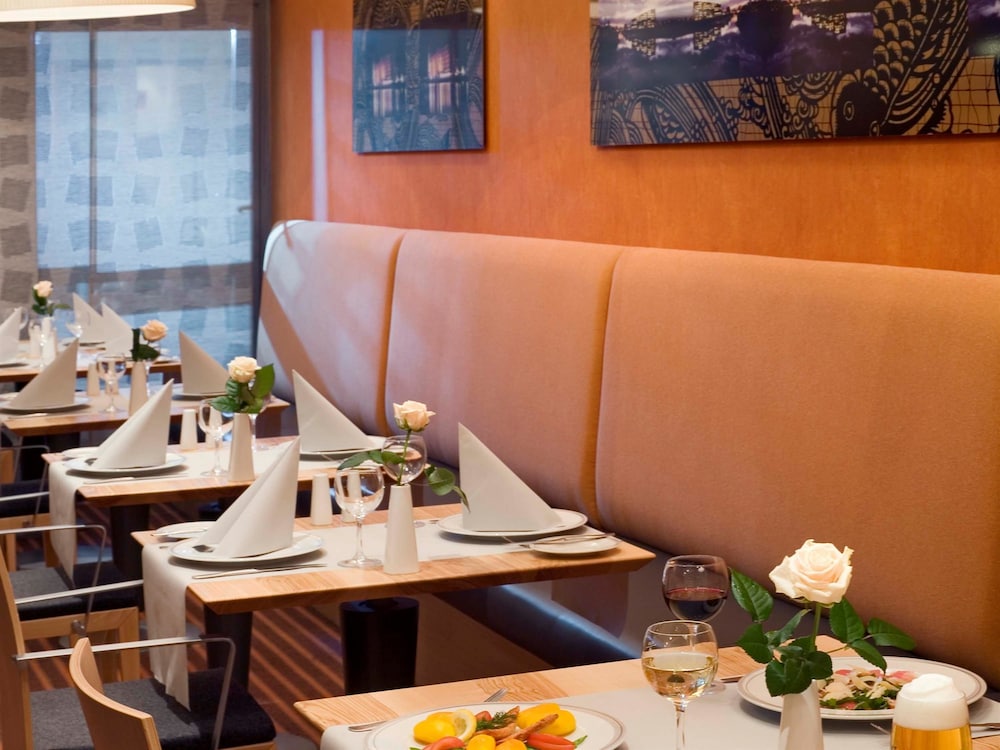 Mercure Hotel Duisburg City 51/68